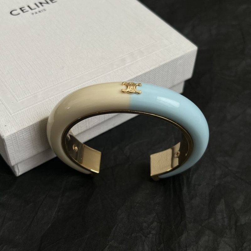 Ce1i*e bracelets